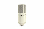 MXL 770 condenser microphone with -10dB pad switch for handling loud sound sources